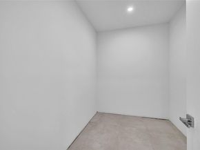 1504 NE 6th Ct, Fort Lauderdale FL 33304