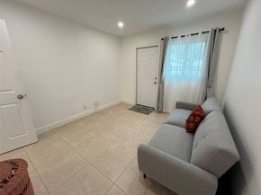 2100 NE 38th St 128, Lighthouse Point FL 33064