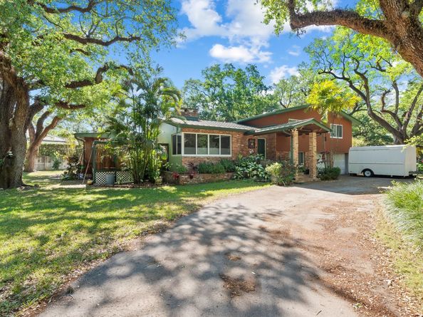 5500 Woodland Ln, Fort Lauderdale FL 33312
