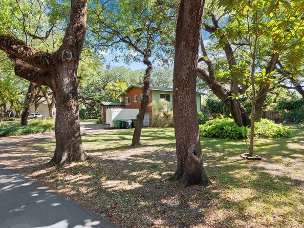 5500 Woodland Ln, Fort Lauderdale FL 33312