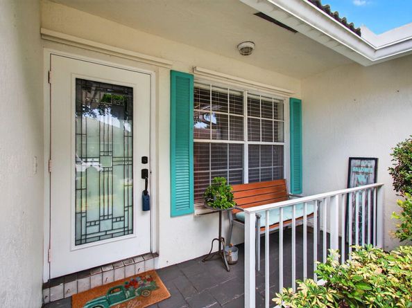 5372 Pine Circle, Coral Springs FL 33067
