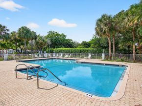 5372 Pine Circle, Coral Springs FL 33067