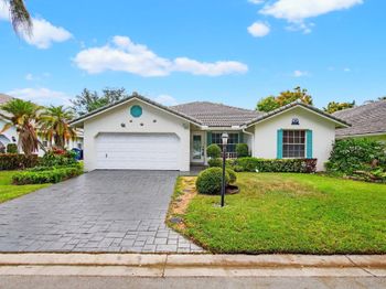 5372 Pine Circle