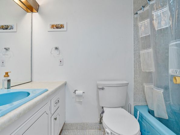 200 Diplomat Pkwy 534, Hallandale Beach FL 33009