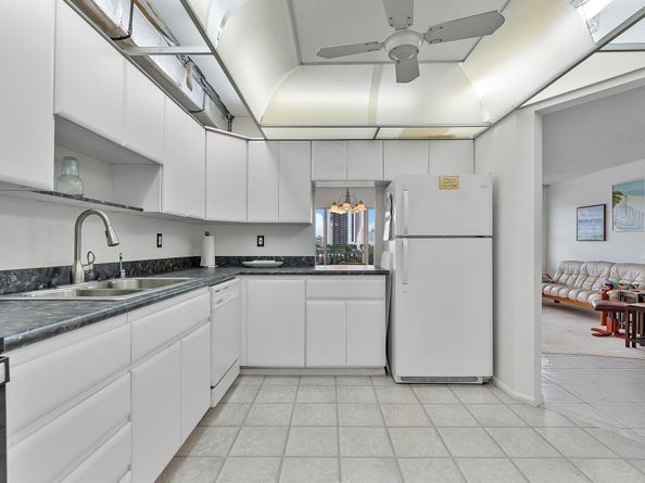 200 Diplomat Pkwy 534, Hallandale Beach FL 33009