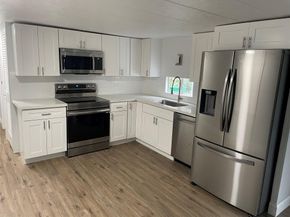 2050 SW 83rd Ter, Davie FL 33324