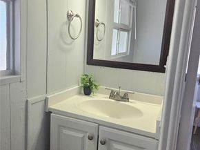 2050 SW 83rd Ter, Davie FL 33324