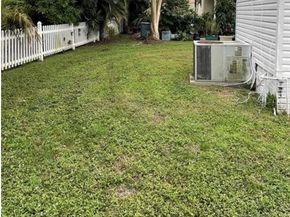 2050 SW 83rd Ter, Davie FL 33324