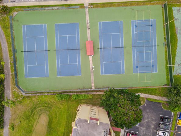 3755 Via Poinciana 101, Lake Worth FL 33467