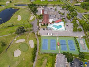 3755 Via Poinciana 101, Lake Worth FL 33467