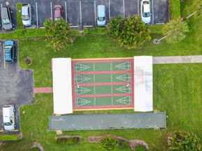 3755 Via Poinciana 101, Lake Worth FL 33467