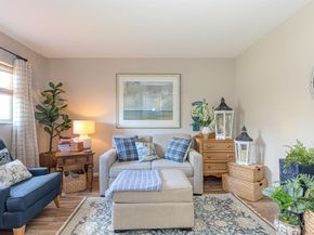 3755 Via Poinciana 101, Lake Worth FL 33467