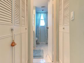 3755 Via Poinciana 101, Lake Worth FL 33467