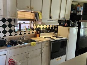 216 NW 7th Ct, Hallandale Beach FL 33009