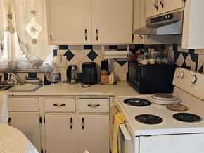 216 NW 7th Ct, Hallandale Beach FL 33009