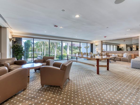 529 S Flagler Drive Th3g, West Palm Beach FL 33401