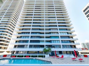 529 S Flagler Drive Th3g, West Palm Beach FL 33401
