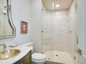 2305 Barton Creek BLVD 20, Austin TX 78735