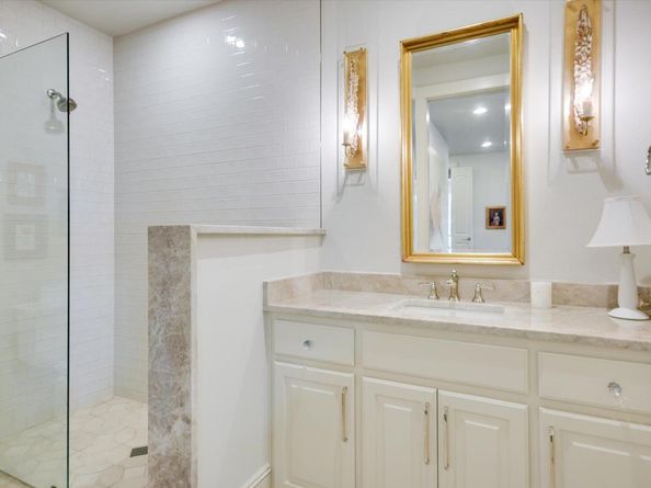 2305 Barton Creek BLVD 20, Austin TX 78735