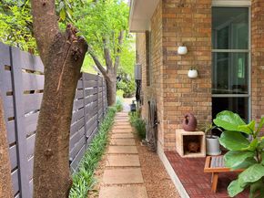 608 W Annie ST A, Austin TX 78704