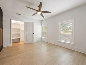 6809 Lunar DR, Austin TX 78745