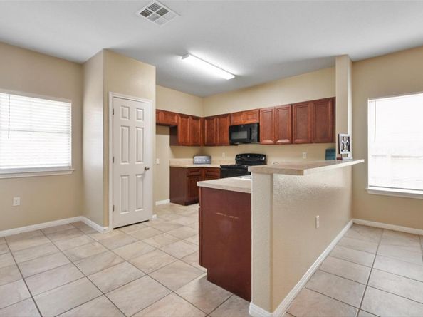 408 Carl Shipp DR, Liberty Hill TX 78642