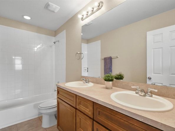 408 Carl Shipp DR, Liberty Hill TX 78642