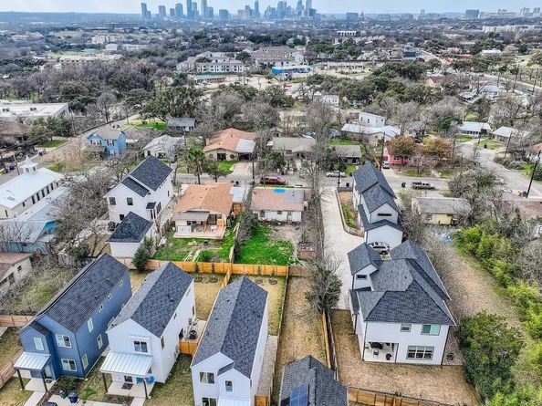 1189 Greenwood Ave, Austin TX 78721