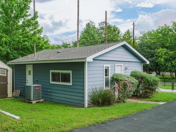 1118 Northwestern Ave A, Austin TX 78702