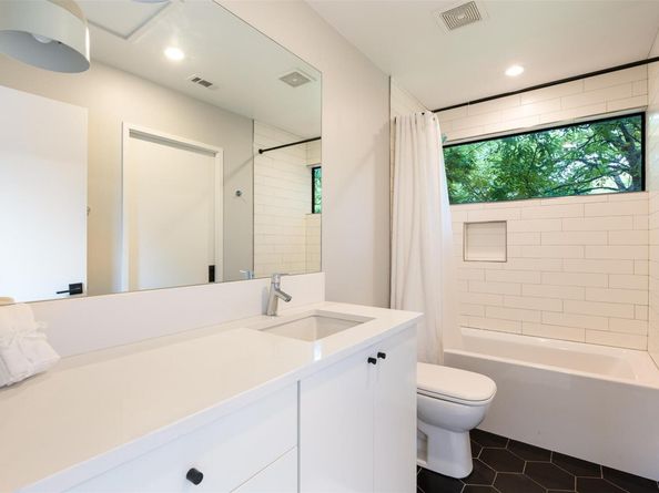 404 W Milton ST, Austin TX 78704