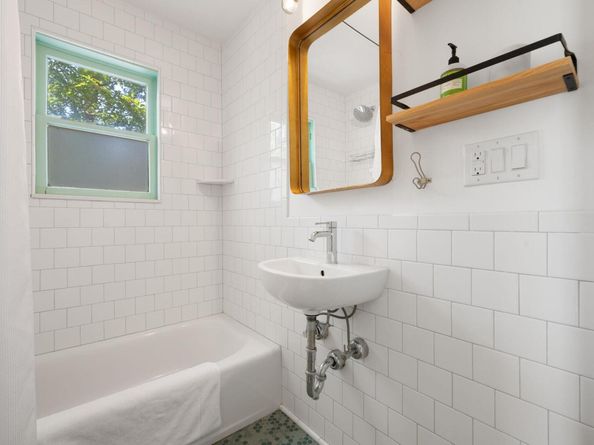 96 Lynn ST, Austin TX 78702