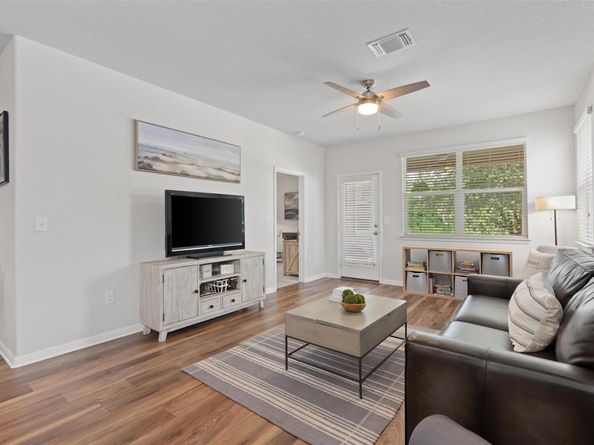 1701 Logan DR 38, Round Rock TX 78664