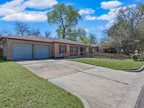 3205 Laguna DR, Austin TX 78741