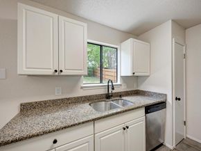 12108 Carnforth Dr, Austin TX 78753