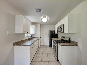 12108 Carnforth Dr, Austin TX 78753