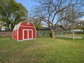 1802 Bumblebee DR, Pflugerville TX 78660