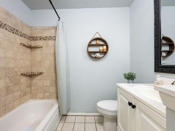 1802 Bumblebee DR, Pflugerville TX 78660