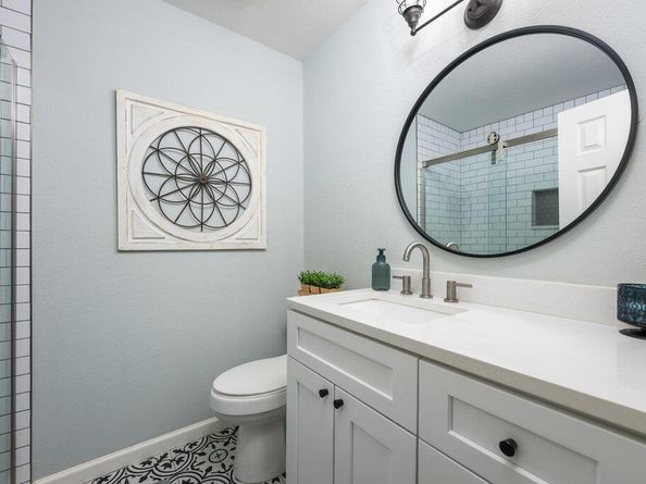 1802 Bumblebee DR, Pflugerville TX 78660