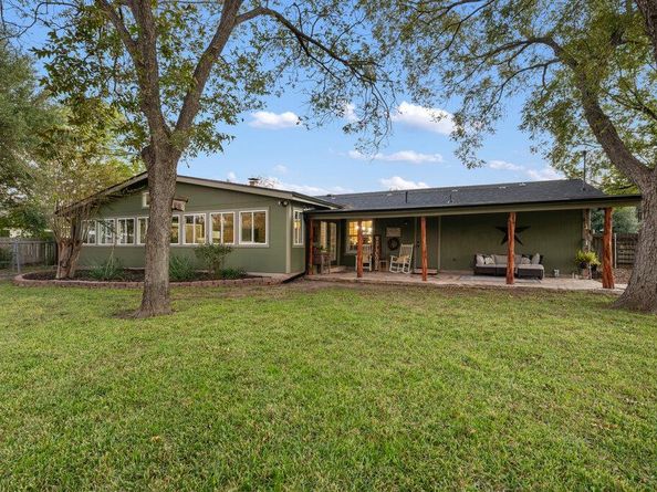 1802 Bumblebee DR, Pflugerville TX 78660