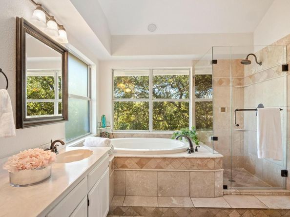 3913 Caney Creek RD, Austin TX 78732