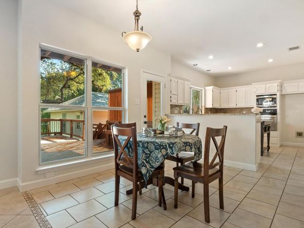 3913 Caney Creek RD, Austin TX 78732