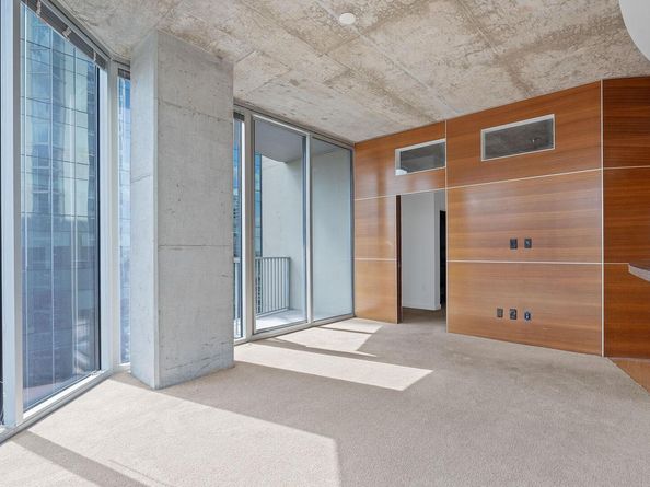 360 Nueces ST 2401, Austin TX 78701