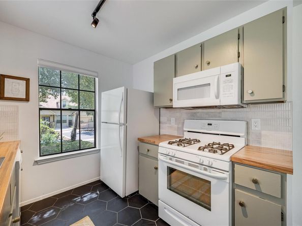 1406 Byers LN, Austin TX 78753