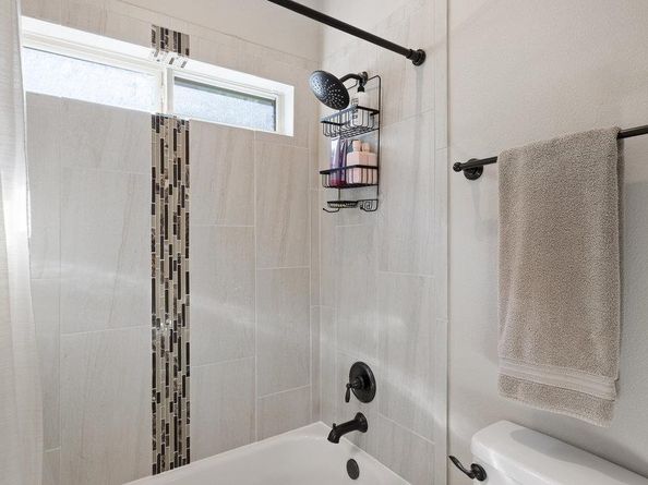 916 Morning Moon CIR, Austin TX 78732