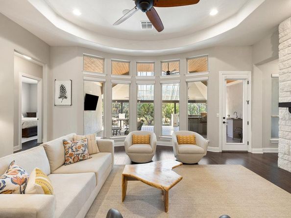 916 Morning Moon CIR, Austin TX 78732