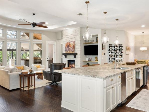 916 Morning Moon CIR, Austin TX 78732