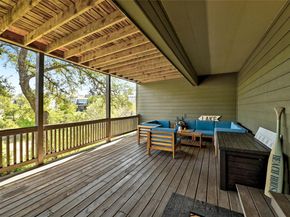 225 Comanche LN, Point Venture TX 78645
