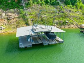 21936 Briarcliff DR, Spicewood TX 78669