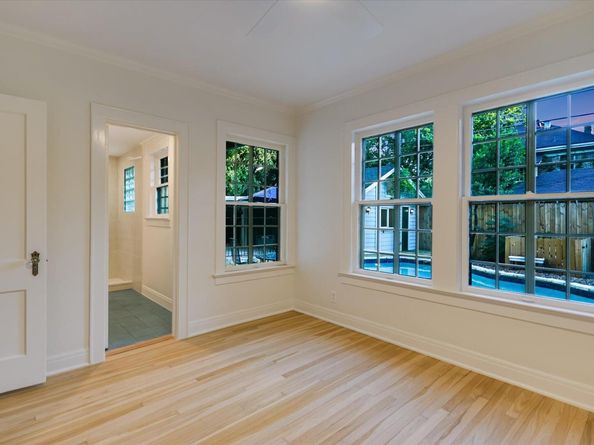 113 W 32nd ST, Austin TX 78705