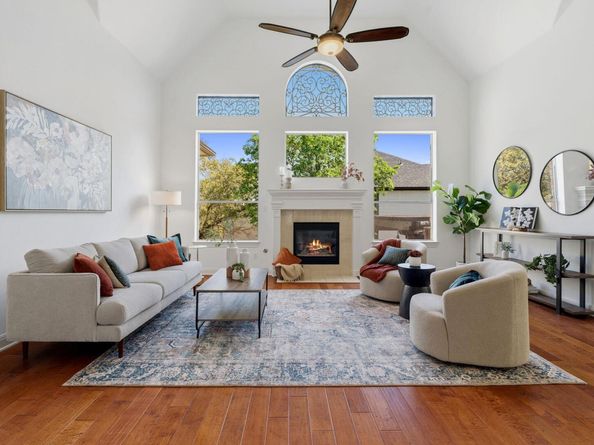 7604 Menler DR, Austin TX 78735